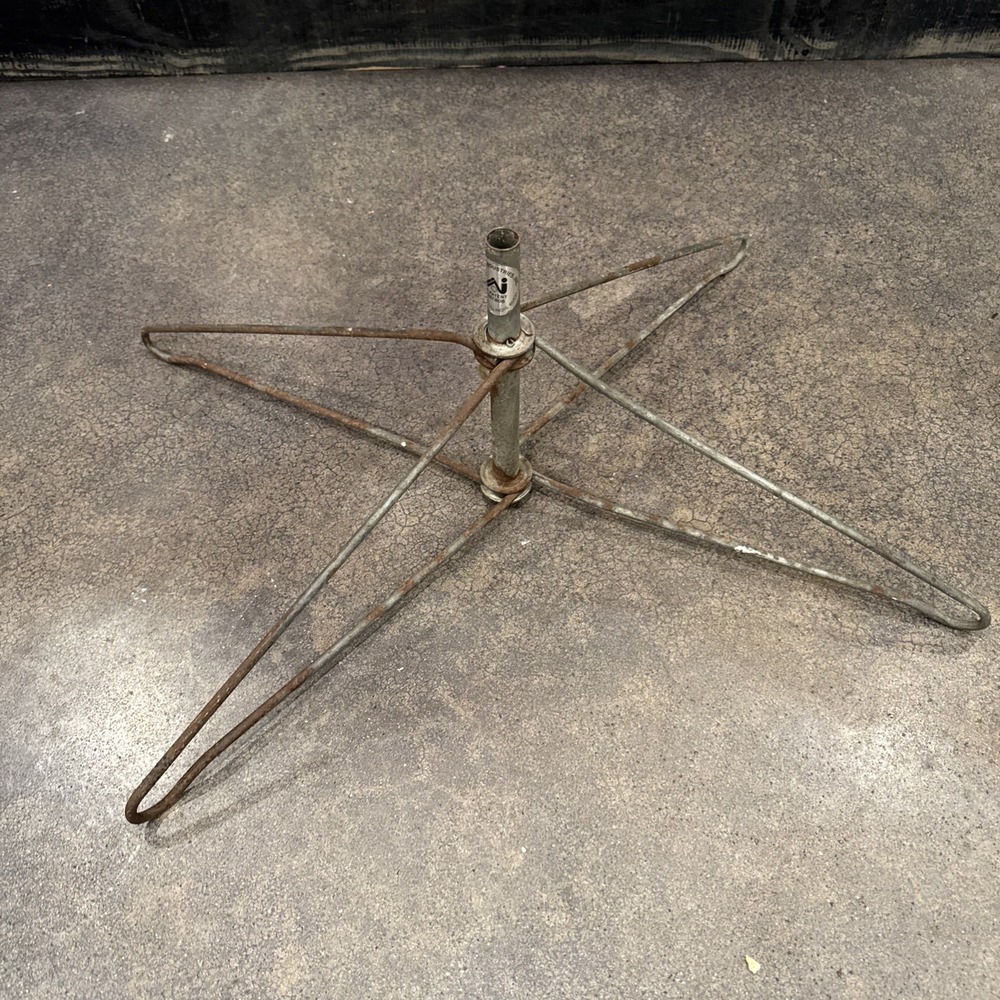 Vintage Metal Christmas Tree‎ Stand Athena Industries